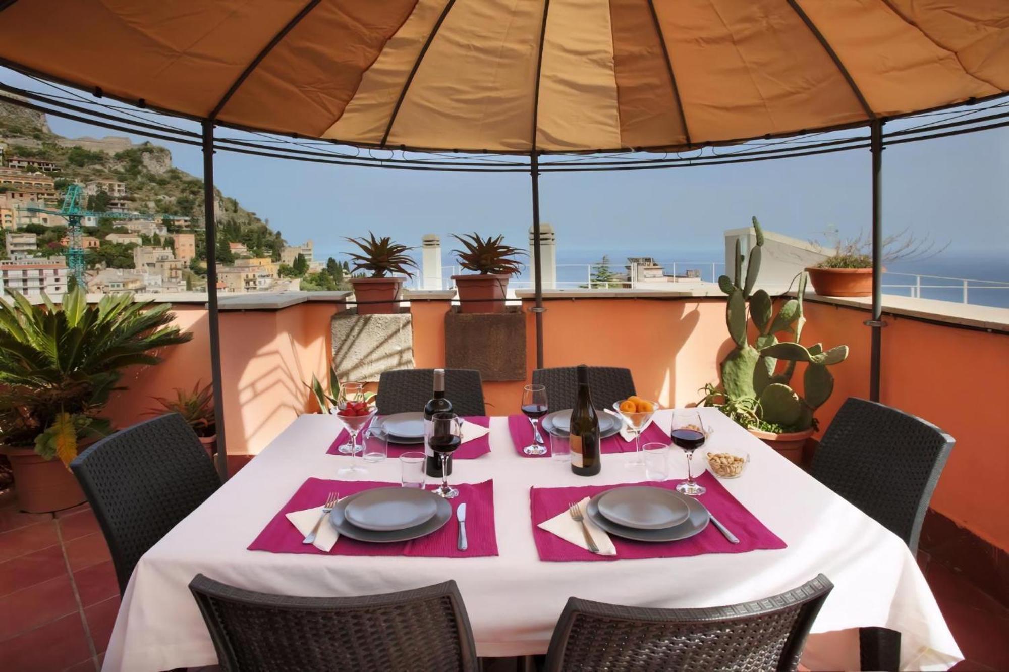Penthouse Mit Blick Auf Wasser * Taormina
