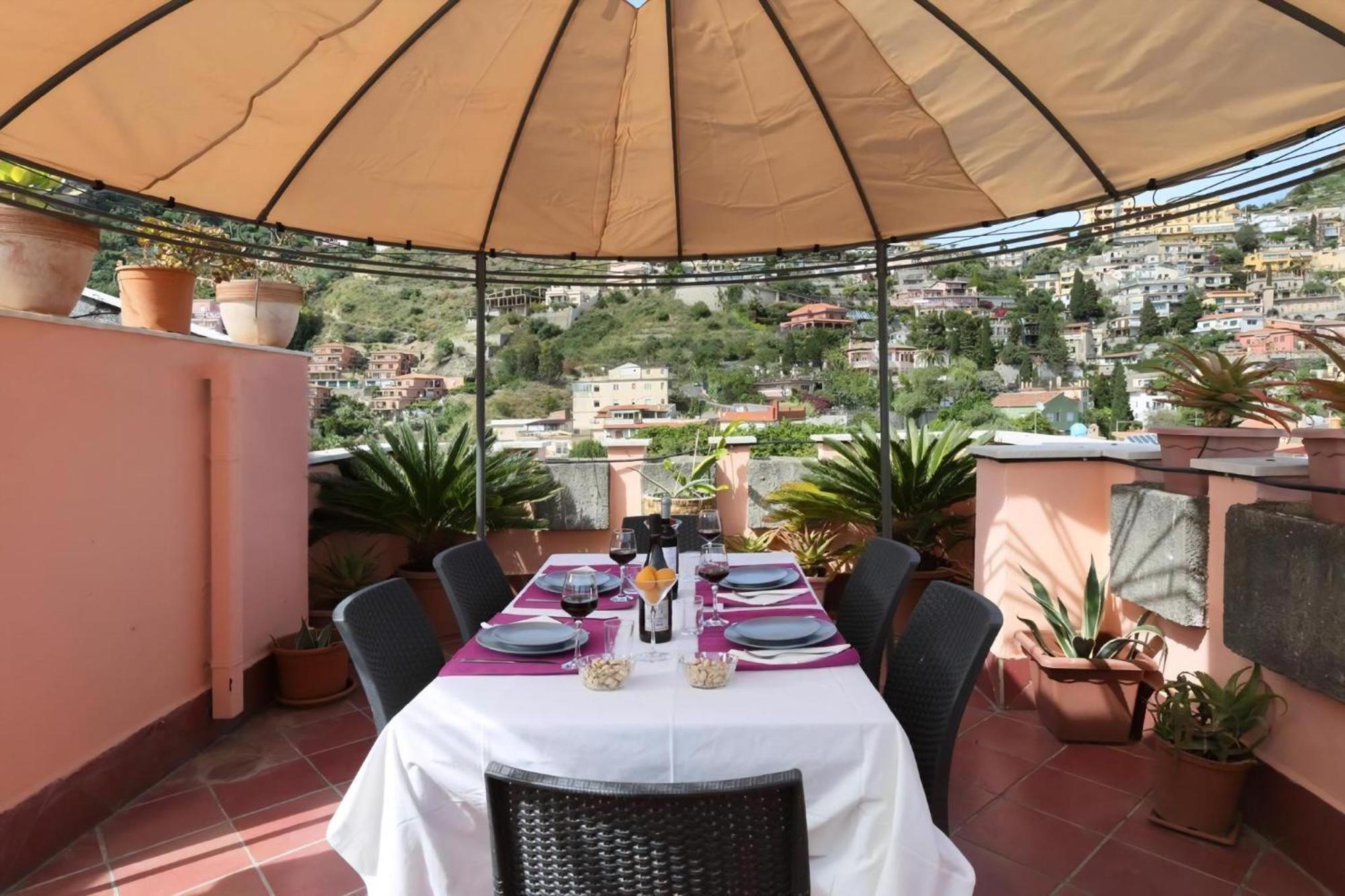 Penthouse Mit Blick Auf Wasser